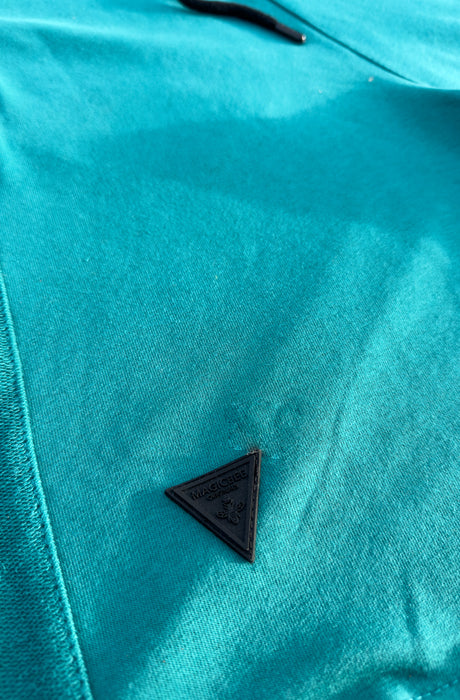 Shorts MagicBee com logo lateral - preto