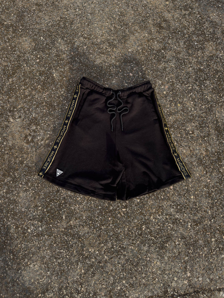 Shorts MagicBee com logo lateral - preto