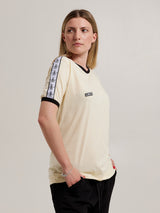 Camiseta com fita em relevo MagicBee - branca
