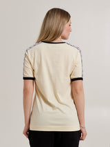 Camiseta com fita em relevo MagicBee - branca