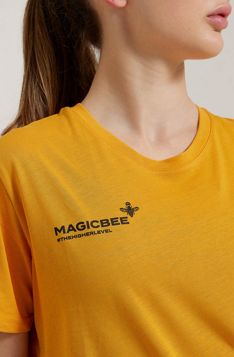 Camiseta com fita em relevo MagicBee - branca