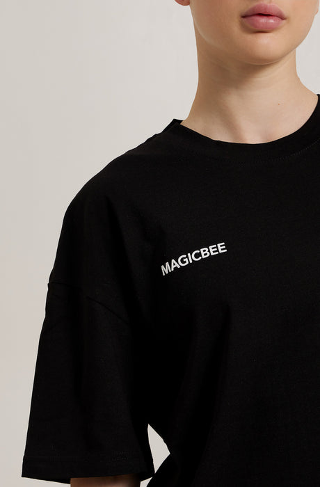 MagicBee Camiseta Oversized Unisex Cherry - Negro (Edición Limitada)