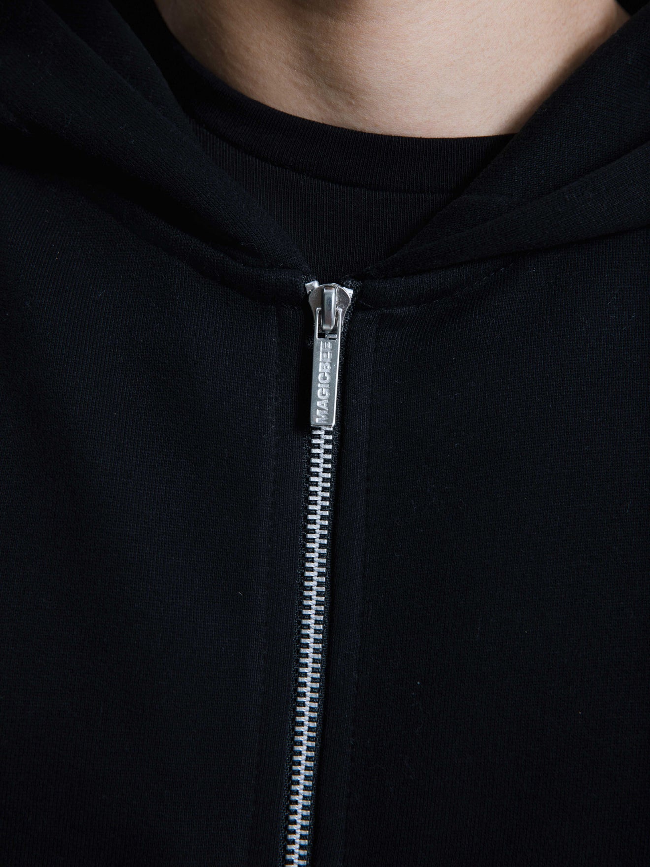MagicBee Circle Logo Jacket - Black