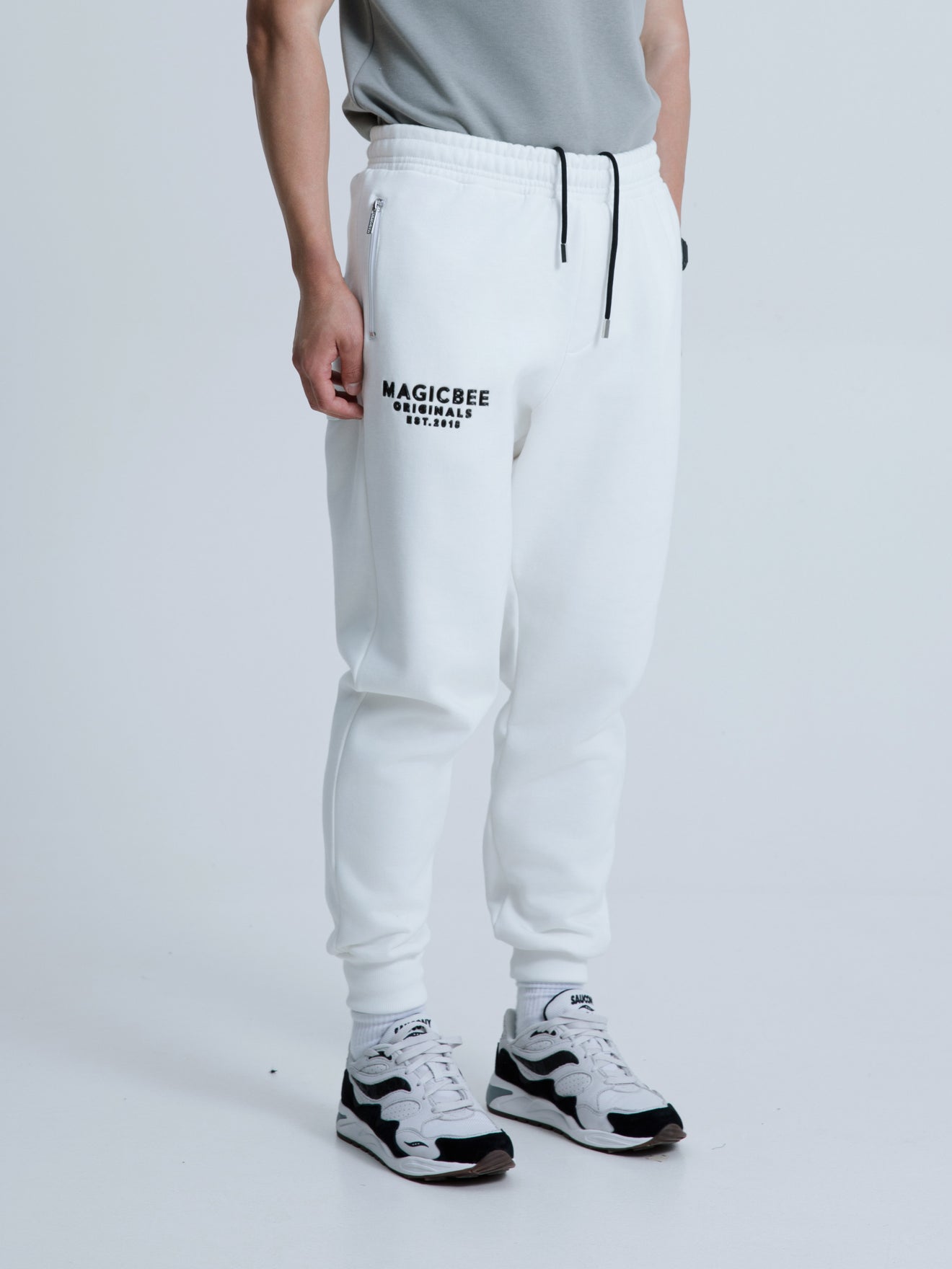 MagicBee Originals 3D Logo Zip Pants - Off White