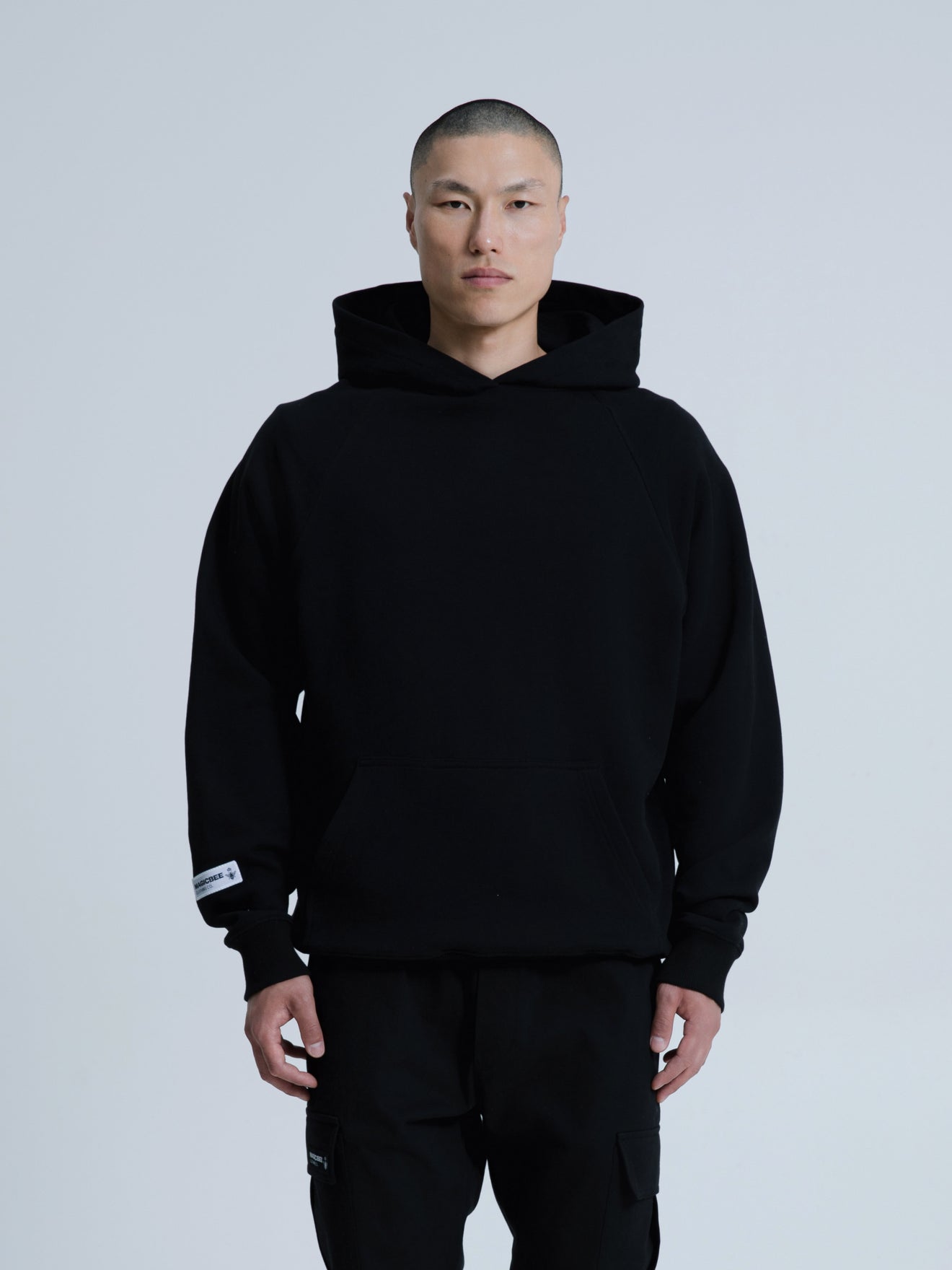 MagicBee Back Aesthetic Logo Raglan Hoodie - Black