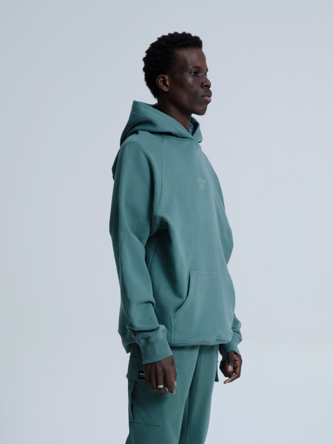 MagicBee Glow-in-the-dark logo Raglan Hoodie - Green