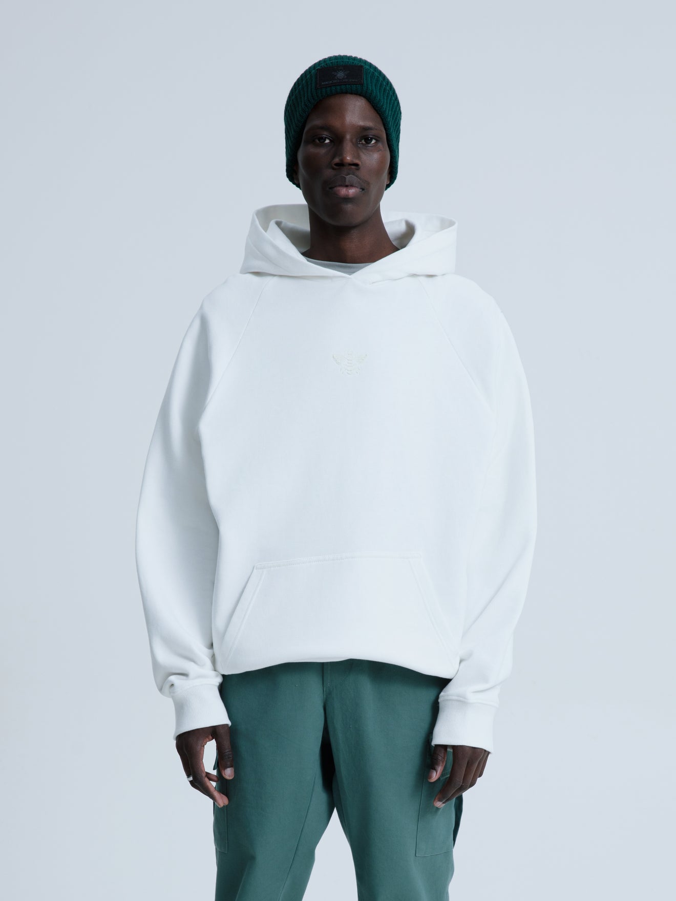MagicBee Glow-in-the-dark logo Raglan Hoodie - OFF WHITE