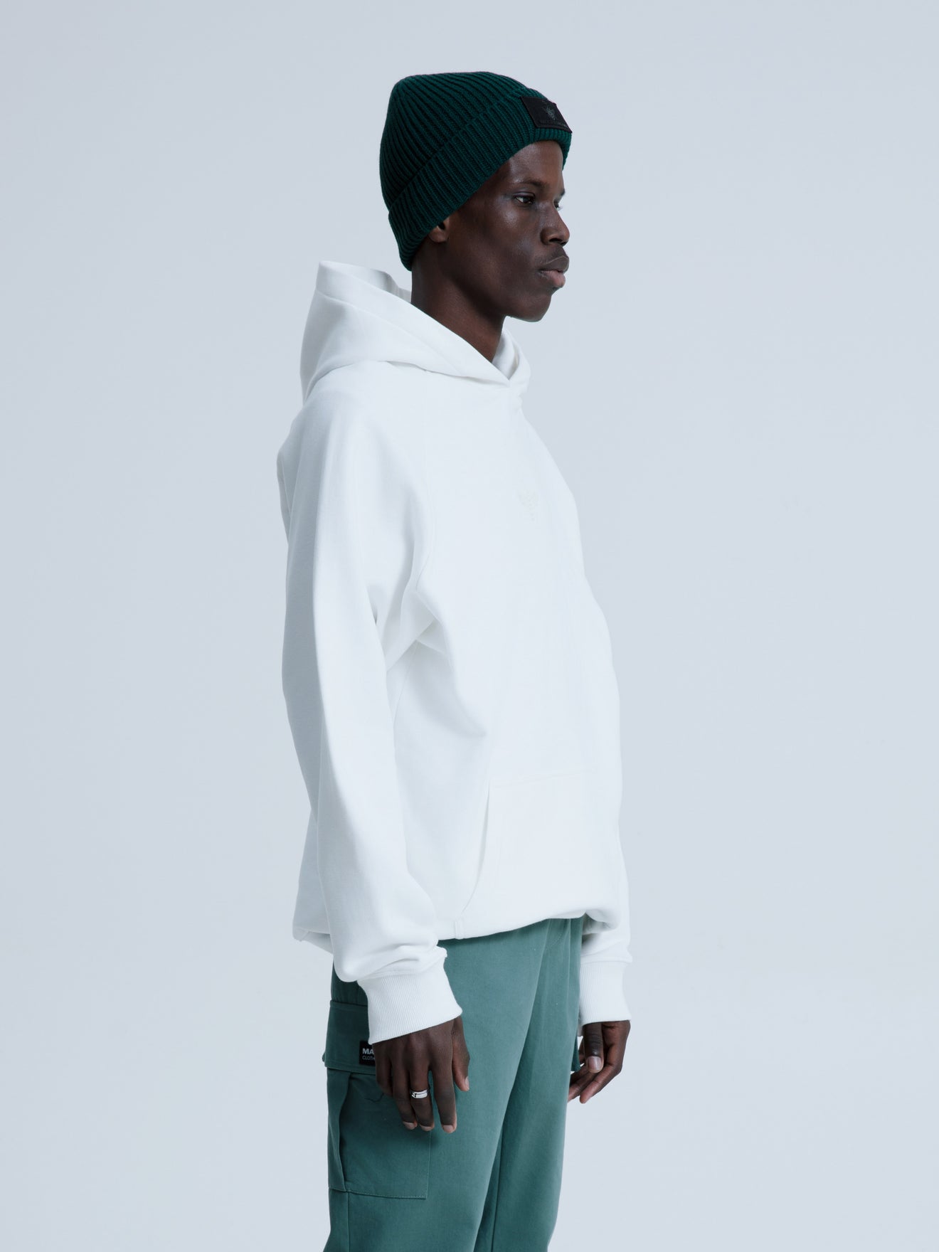 MagicBee Glow-in-the-dark logo Raglan Hoodie - OFF WHITE