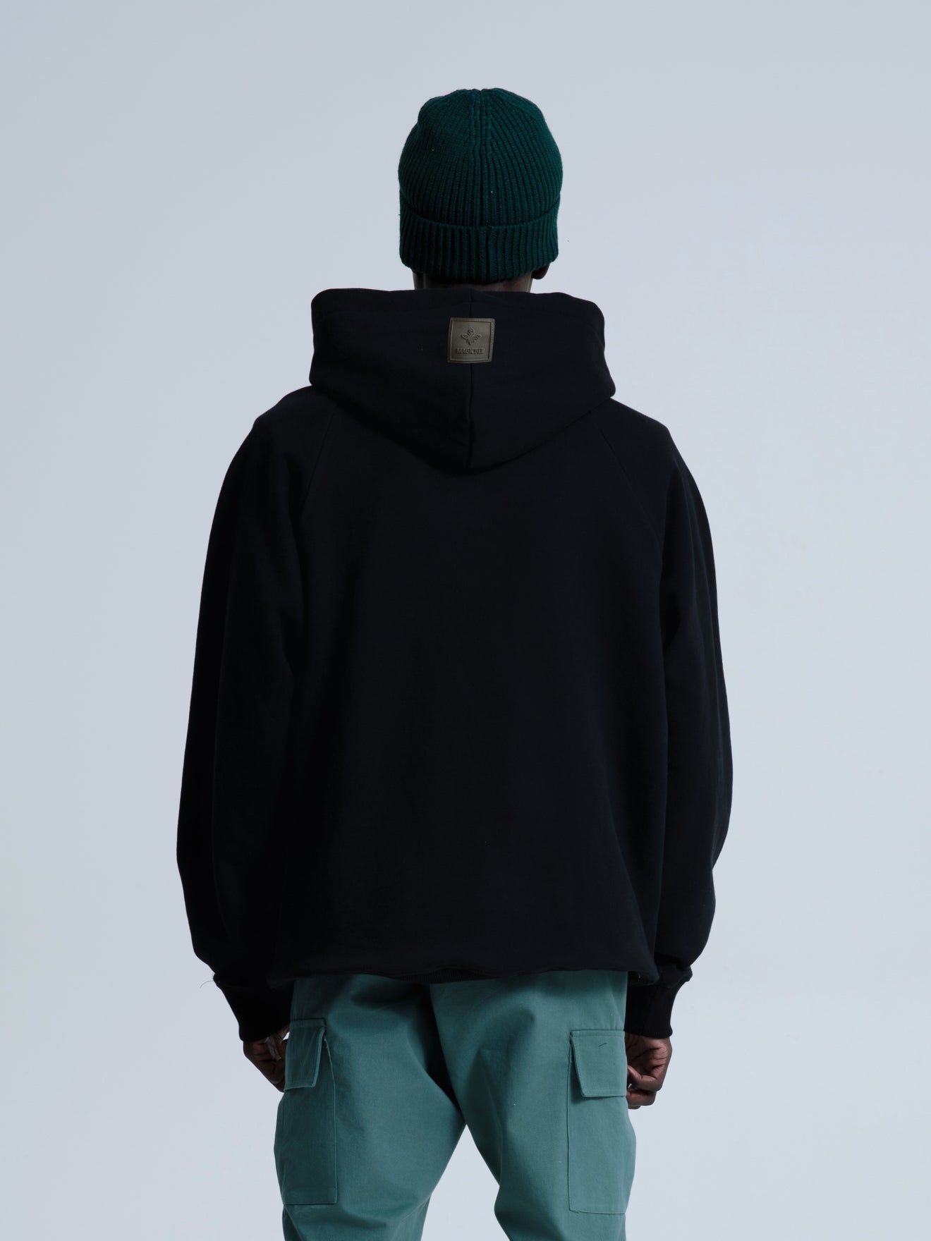 MagicBee Glow-in-the-dark logo Raglan Hoodie - Black