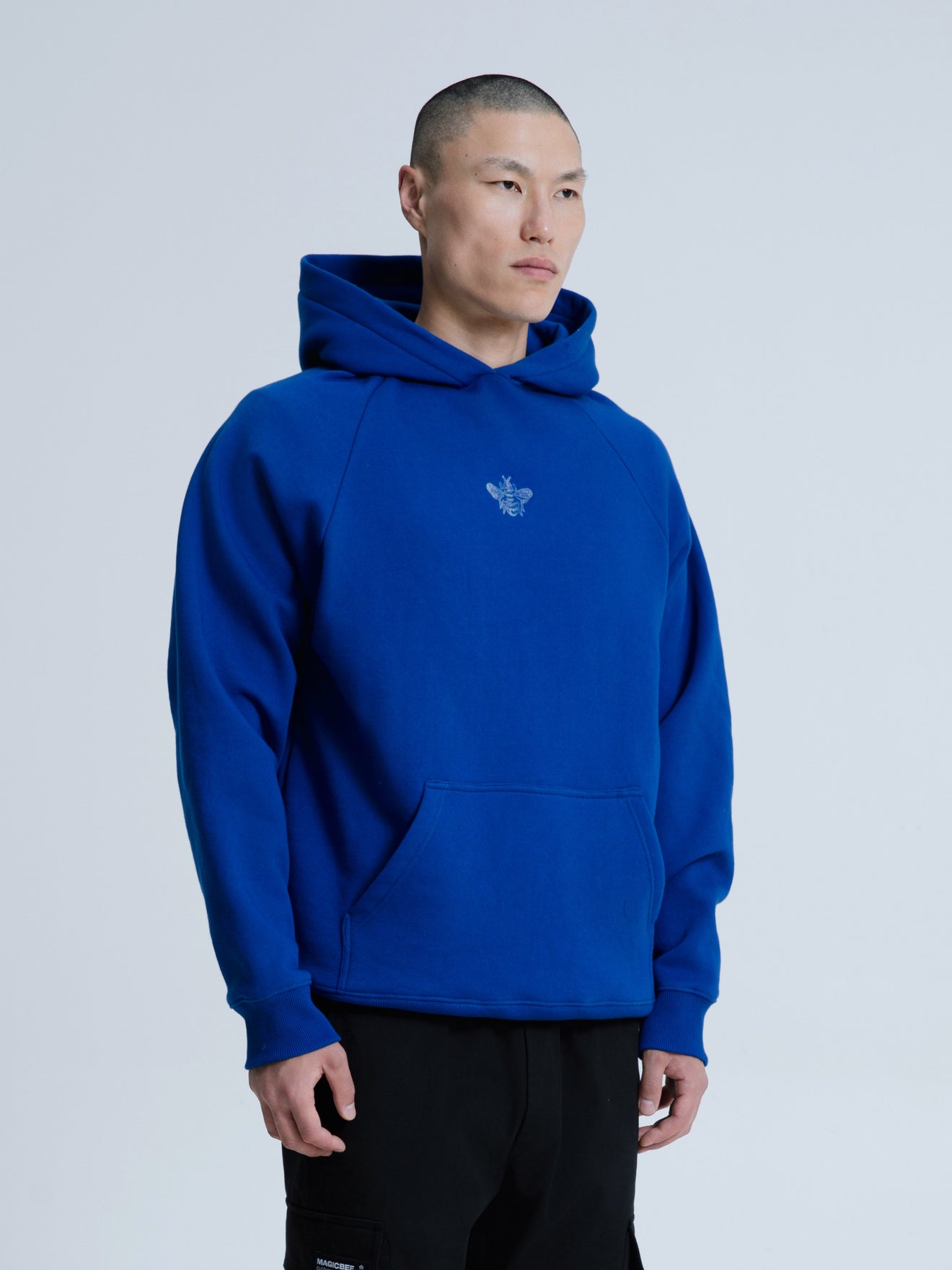 MagicBee Glow-in-the-dark logo Raglan Hoodie - Blue Royal