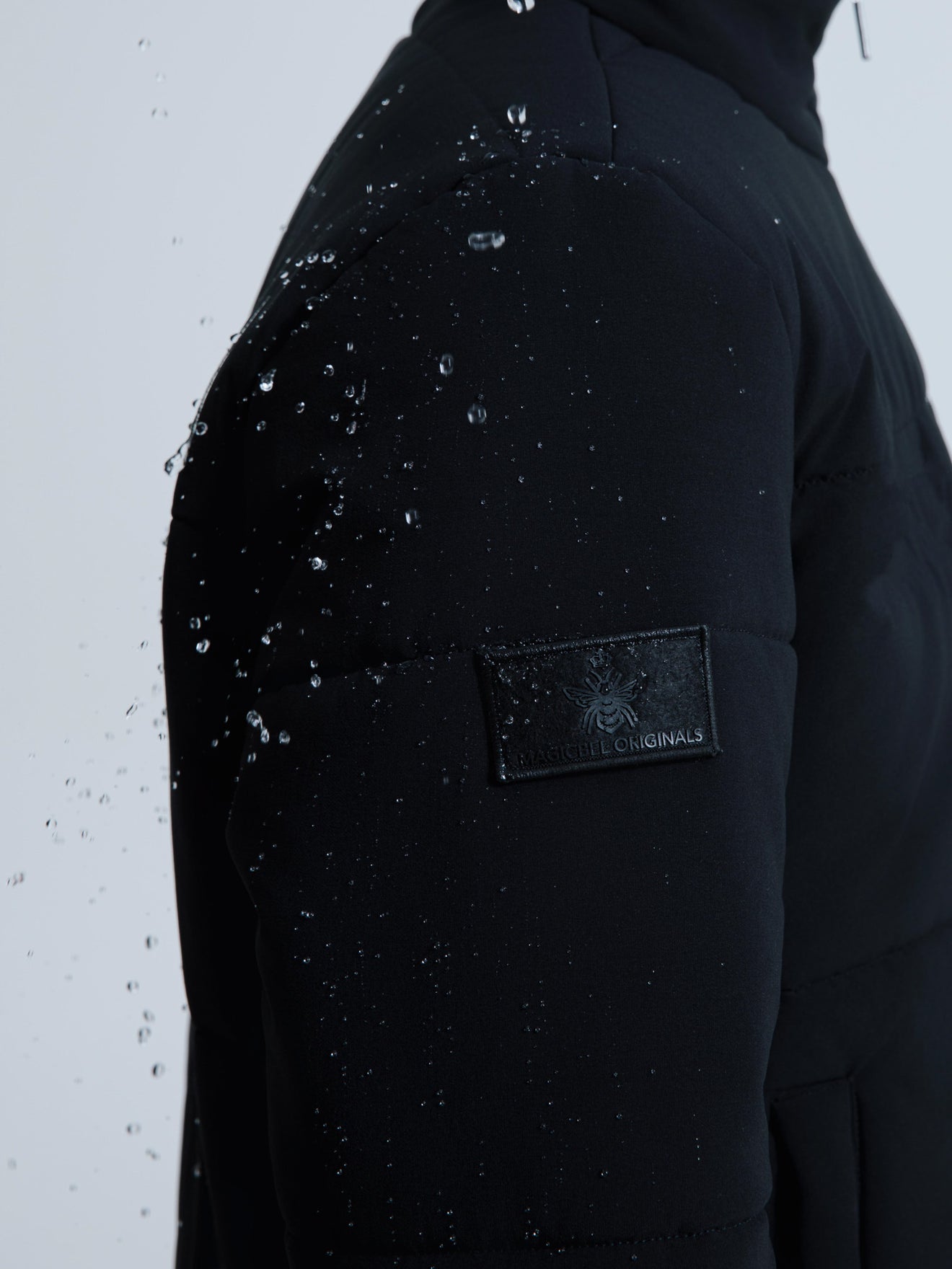 MagicBee Puffer Jacket - Black