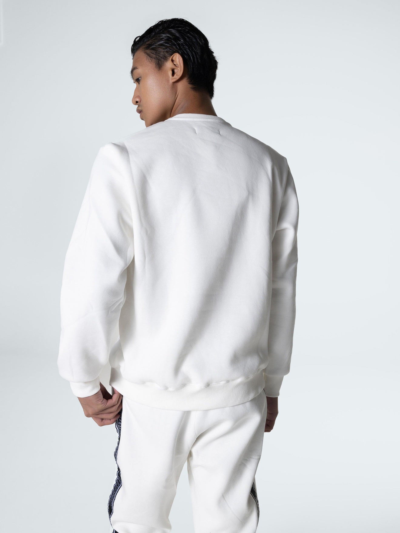 MagicBee Duck Long Sweatshirt - White - magicbee-clothing