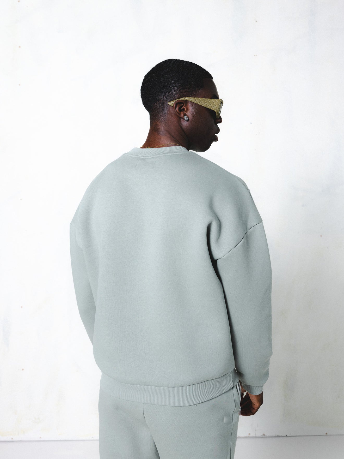 MagicBee Cord Signature Sweatshirt - Oil Green