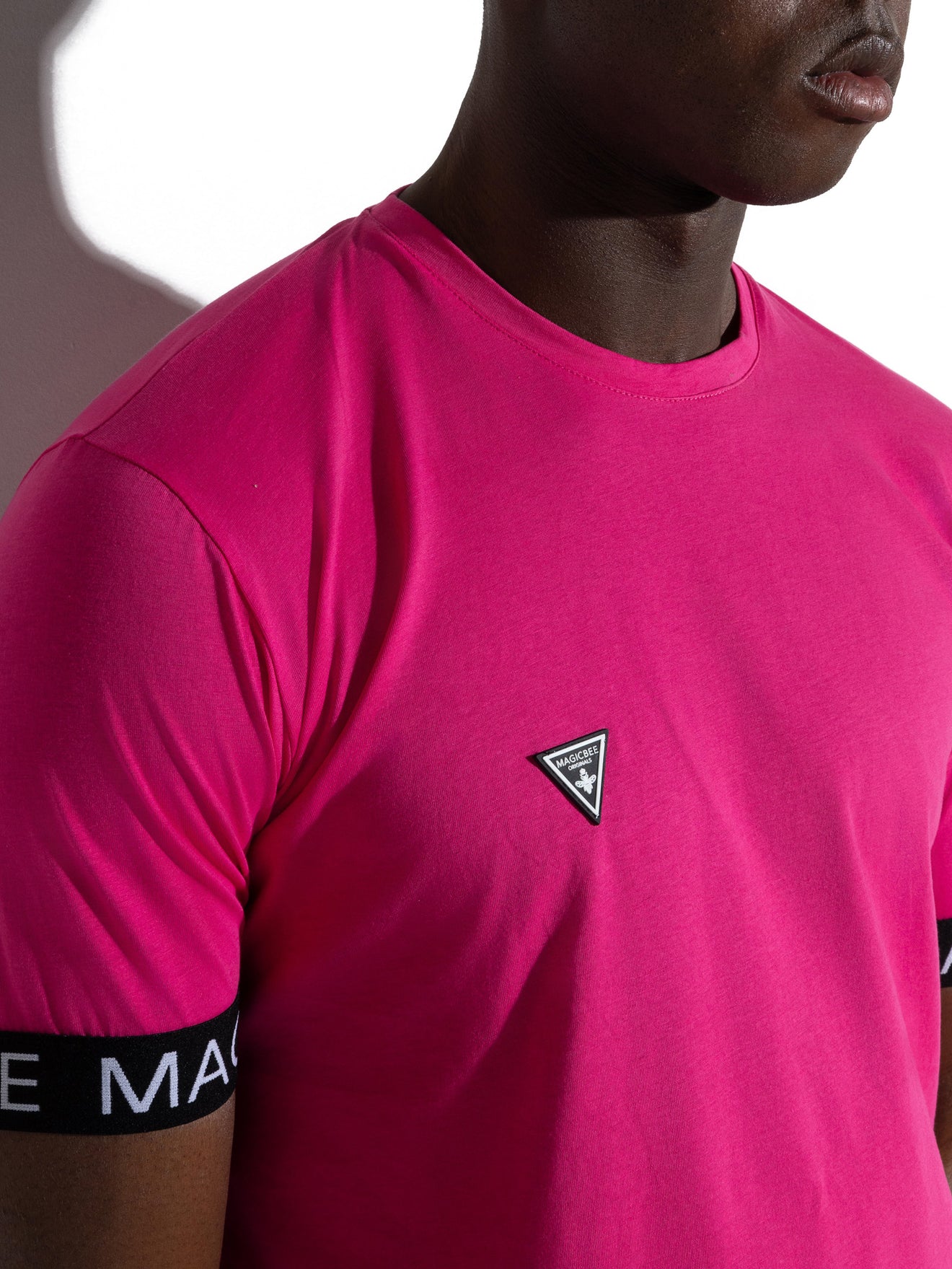 MagicBee Elastic Tee - Fuchsia